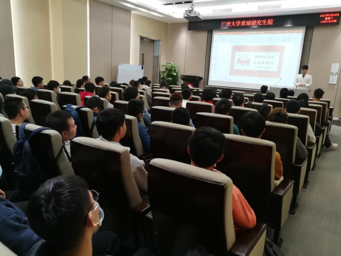 9b4f0deec7164c83c5ca740e648c213